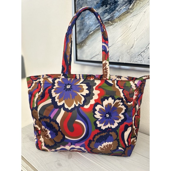 Vera Bradley Handbags - Vera Bradley Hathaway Tote Bag Nylon Large Bassanova Bold Vibrant Carried Once!